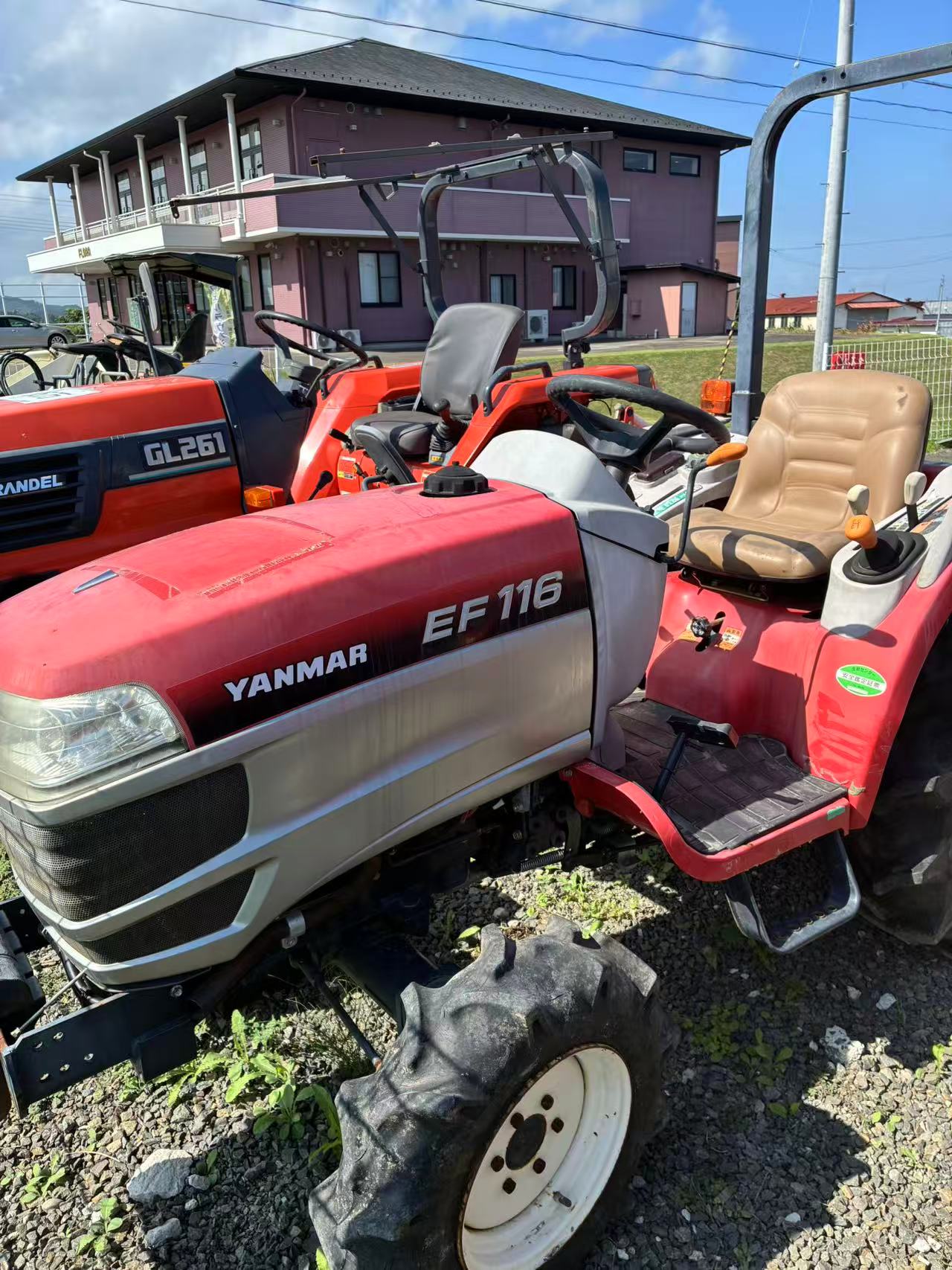 ヤンマートラクター　EF116